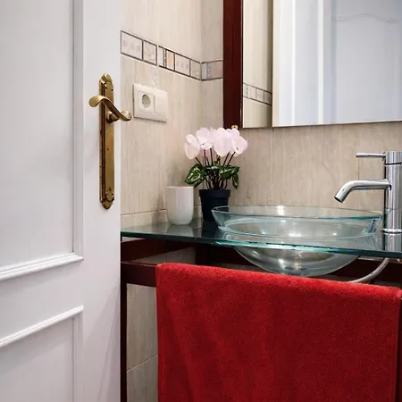 فندق مبيت وإفطار Cosy And Secure Center *