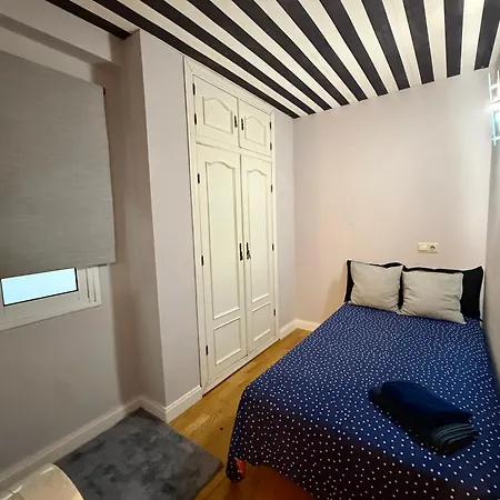 Bed and Breakfast Cosy And Secure Center Μαρμπέλλα